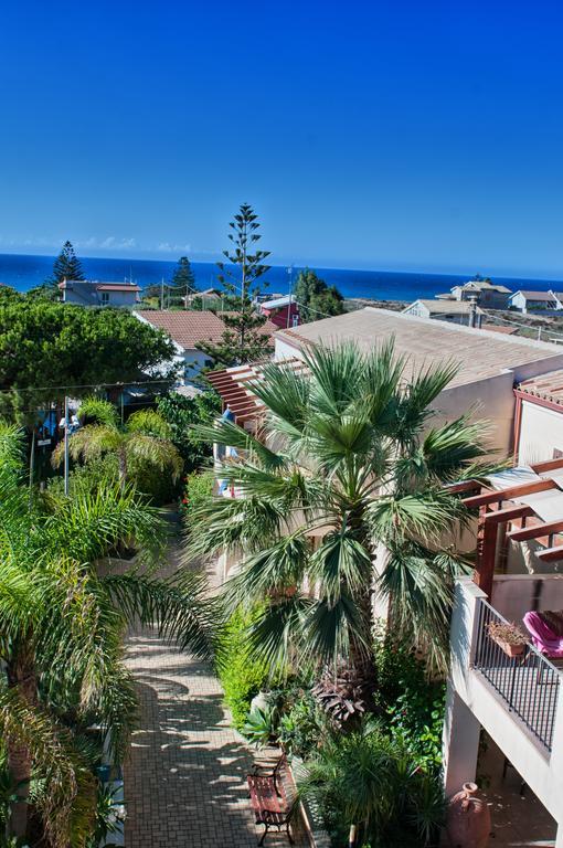 Residence Casa Del Mar Sicilia Marina di Modica Bagian luar foto