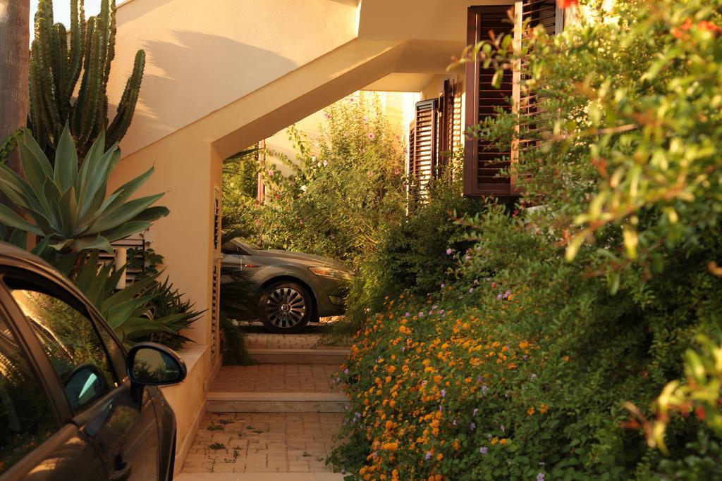 Residence Casa Del Mar Sicilia Marina di Modica Bagian luar foto